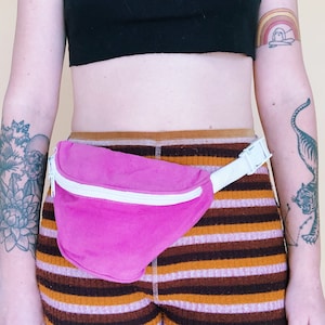 90s Fannypack // Hot Pink // Vintage Fanny Pack // Festival Bag // Travel Bag // Bum Bag