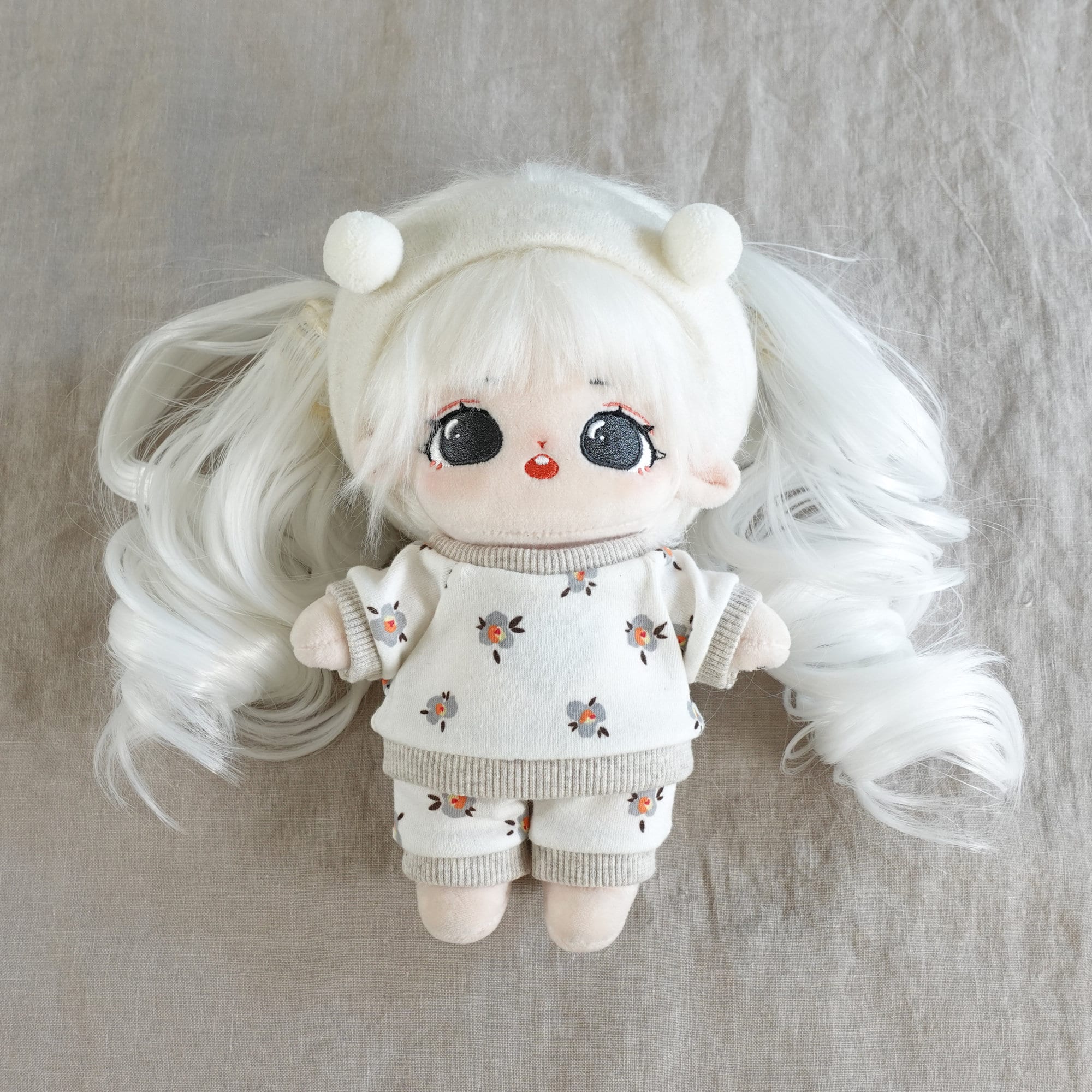 5.9/7.8 Arrival idol Doll& Clothes & Accessoires Handmade Cute Bear  Hooded Cloak for 15cm 20cm Dolls KPOP Fans Collection 