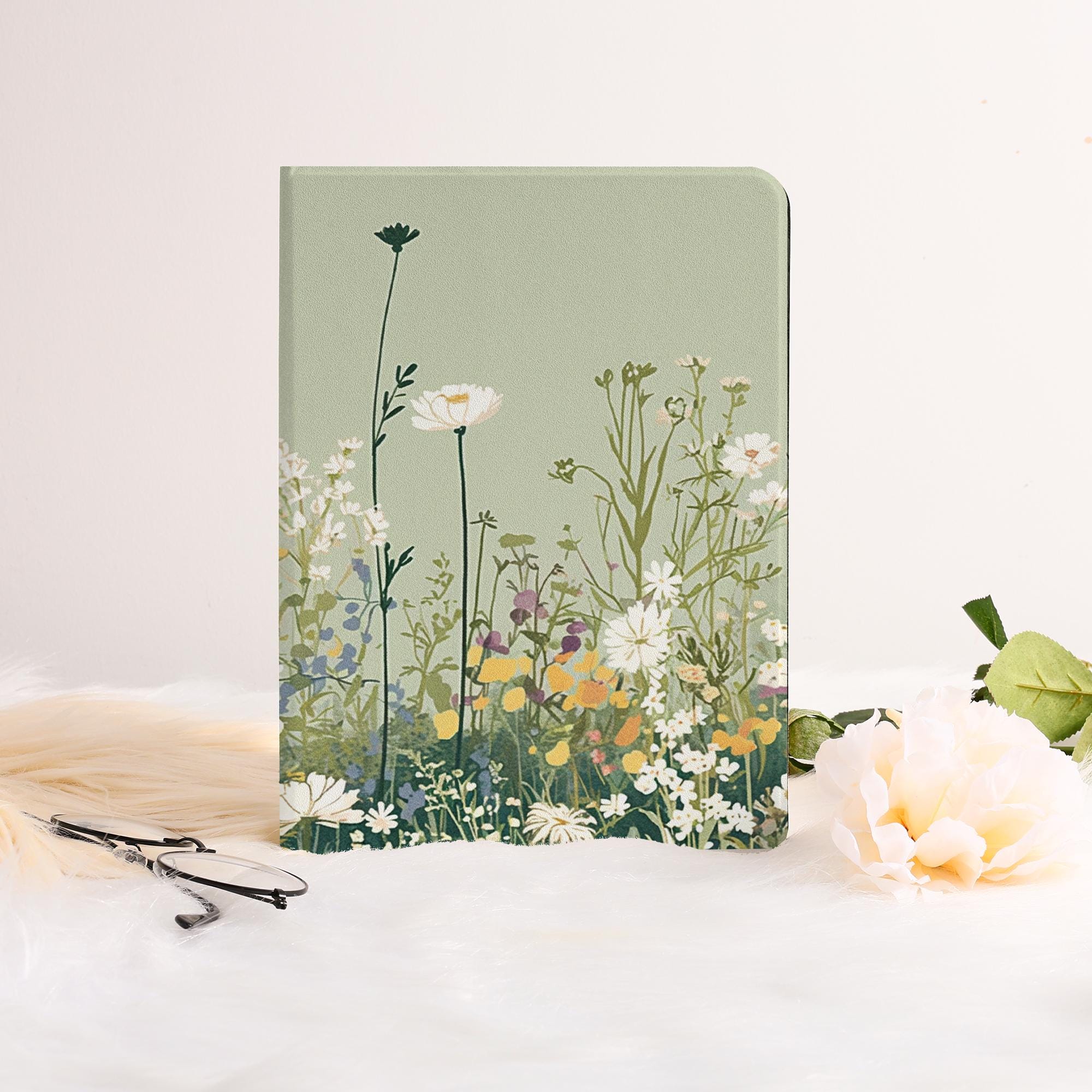 Green Wildflowers iPad Case Cover For iPad Air 4/5,iPad 10/9/8,iPad 9.7&quot; 10.2&quot; 10.9&quot; 11&quot; 12.9 inch,iPad Mini iPad 2022 2021 Pro Case
