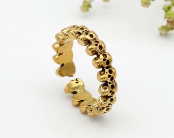 Anillo pequeño de calavera de latón hecho a mano: Anillo de eternidad ajustable