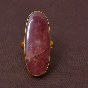 Natürlicher Rhodonit Ring, Messing Ring, großer Edelstein Ring, Versprechen Ring, voller Fingerring, rosa Stein Ring, Boho Ring, Geschenk für sie