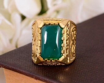 Vintage 15K Yellow Gold Oval Green Jade Ring Size 8 - Etsy