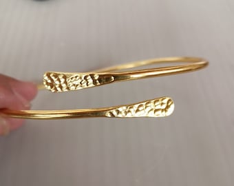 Handmade Hammered Brass Upper Arm Cuff: Minimalist Gold Armlet