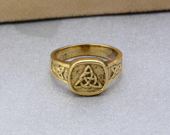 Handgemachter Trique-Ring aus Messing: Keltischer Wikingerschmuck