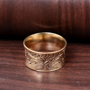 engraved tree ring, Nature inspired Brass Tree Ring, Forest Jewelry, Boho Hippie Style, Gifts, tree band ring