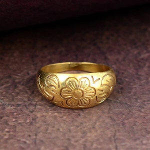 Flower Ring, Dome Ring, Vintage Jewelry, Vintage Ring, Floral Ring, Brass Ring, Handmade Ring, Gift For Her, Boho Gift Ring