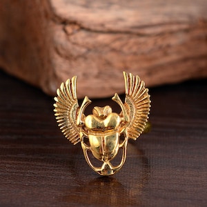 Scarab Ring, Beetle Ring, Insect Ring, Insect Jewelry, Egyptian Scarab Ring, Vintage Scarab Ring, gold Scarab Ring, Bug Ring