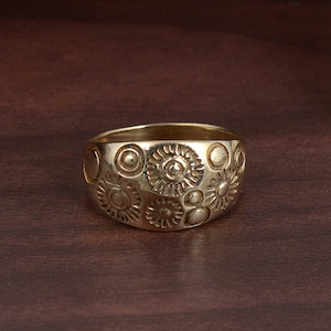 Engraved Flower Ring, Dome Ring, Bohemian Ring, Vintage Ring, Floral Ring, Brass Ring, Handmade Ring, Gift For Her, Boho Gift Ring