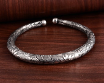Engraved Silver Plated Anklets: Handmade Rajasthani feet Bracelet