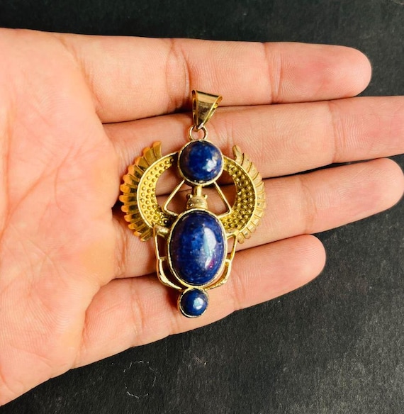 ラピスラズリ付きスカラベペンダント - Etsy 日本