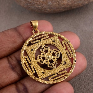 Shri Yantra Pendant, Sri Yantra Mandala, Sacred Geometry Necklace, Spiritual Talisman, Handmade jewelry, gift for her