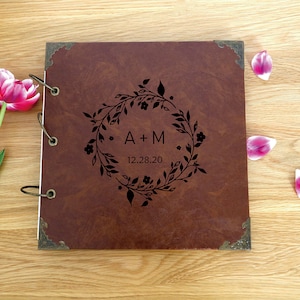 Personalized Wedding PU Leather Photo Album/Custom Wedding scrapbook/Wedding photo album with wreath/Custom wedding album/Wedding guestbook