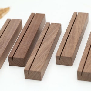 Pieds de table en bois de noyer noir, Porte-noms, Porte-numéros de table en noyer, Support en bois de noyer, Porte-noms, Supports d'invitation