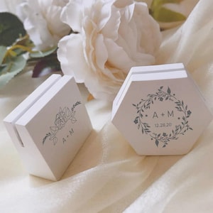 Geometric White Plaster Card Holder, Display card holder, Custom Engraved Name Tag Holders, Business card holder ,Plaster Calendar Holder