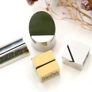 Porta biglietti da visita in ottone e acciaio inossidabile, porta foto, porta targhette in ottone, porta numeri da tavolo incisi personalizzati, porta inviti, decorazioni da tavolo