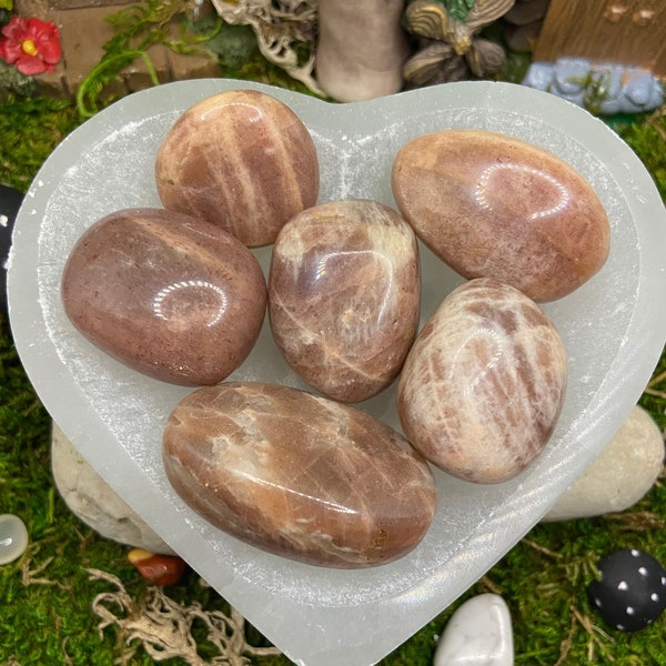 High quality Sunstone Tumbles  ,Shiny sunstone, Flashy crystals, Premium tumbles, Gift for birthday