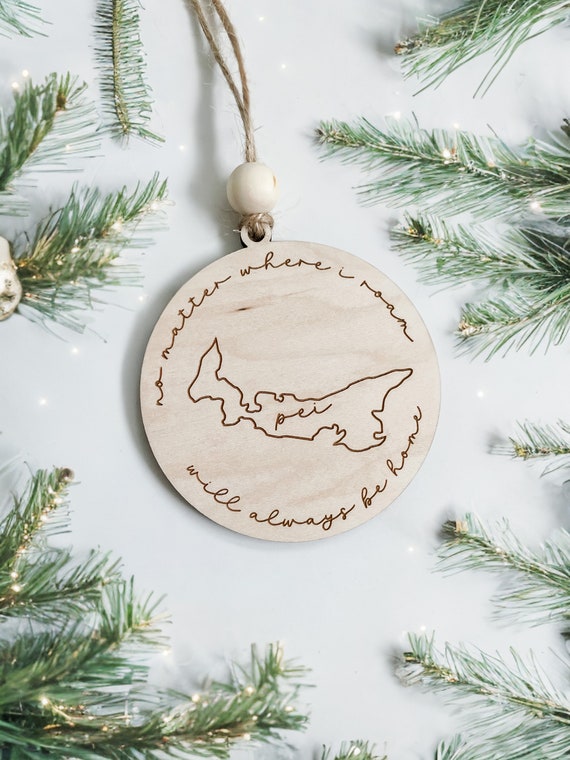 Ornament - Personalized Carot with your name - Raw Wood Maple Ornament - Personalized Carot with your name - Raw Wood Maple