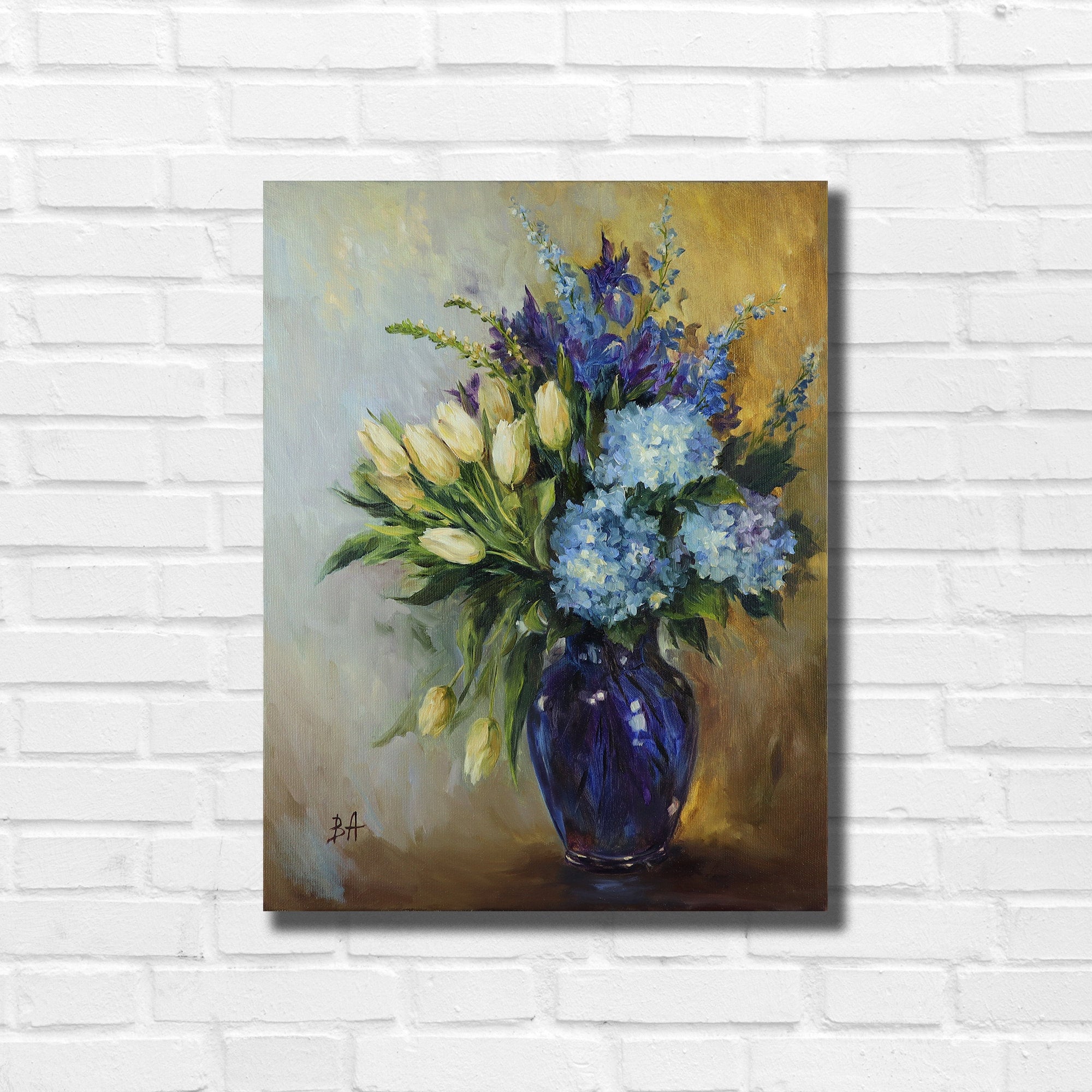 キャンバスに描かれたオリジナルの花の油絵：青い花瓶に入ったブーケ