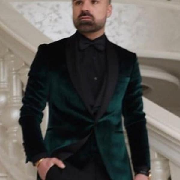 Green velvet suit for men, tuxedo wear for groom and groomsmen, black lapel suit for prom, wedding, dinner, party wear outfit.