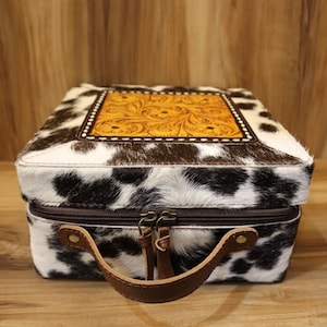 Western Leder Schmuckschatulle Handgefertigte Schmuckschatulle aus Rindsleder Schmuck Organizer Stilvoll Valentine Geschenk Schmuck Reiseetui für Sie