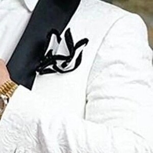 EJ Samuel White Paisley Prom & Wedding Vested Tuxedo Shawl w/ Square Cut