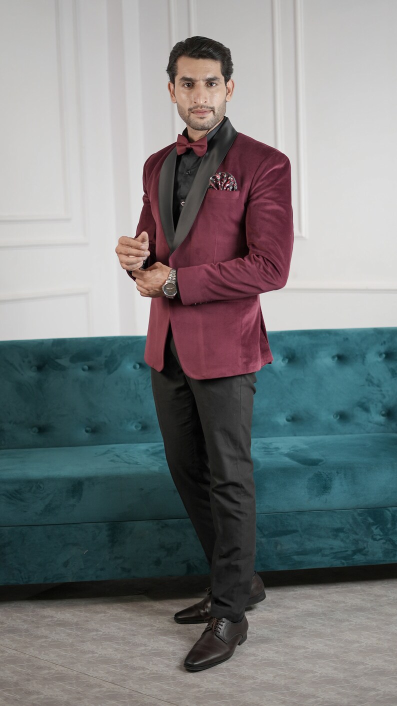 man velvet tuxedo, customize jacket for winter wedding, prom, dinner party wear, stylish coat for groom and groomsmen. image 3