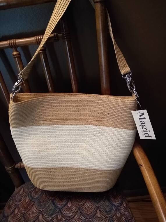 Vintage Magid Toast Straw Handbag