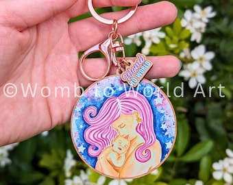 Portachiavi della mamma incinta in attesa- Regalo per la festa della mamma- Regalo per la sua gravidanza-Regalo in metallo-regalo premaman- Portachiavi mamma - Italia