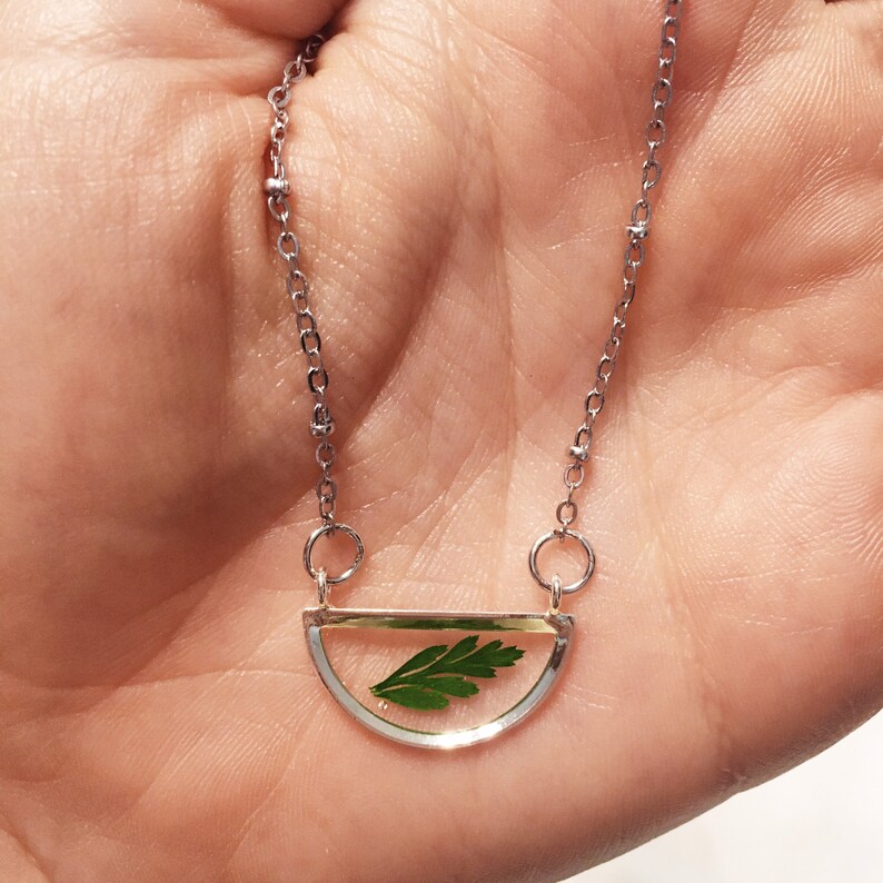 •FERN CRESCENT• silver necklace (20