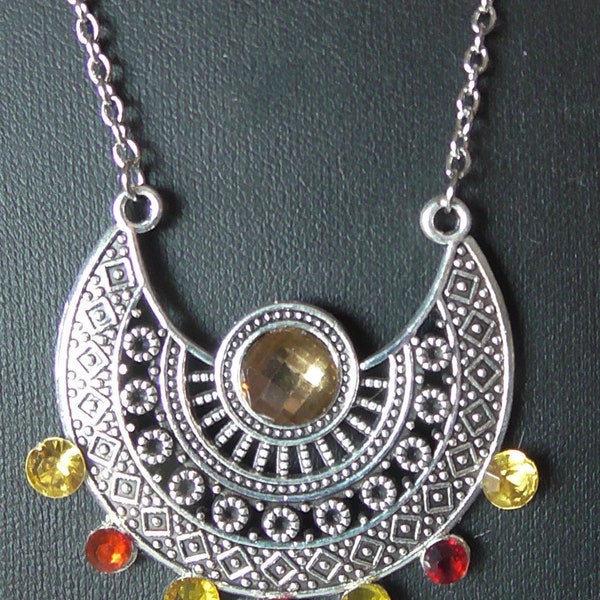 pendentif metal strass chaine ethnique hippie mode femme cadeau bijou collier saintvalentin amour fantaisie argenté