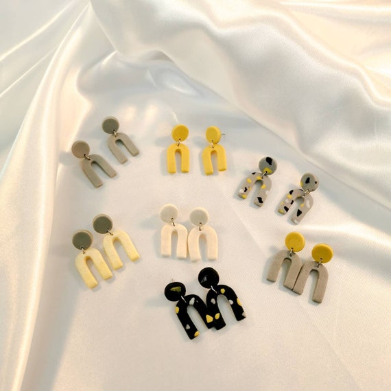 Small nickel free arch earrings