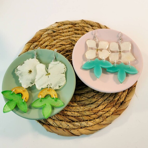 Nickel free real dried flowers earrings