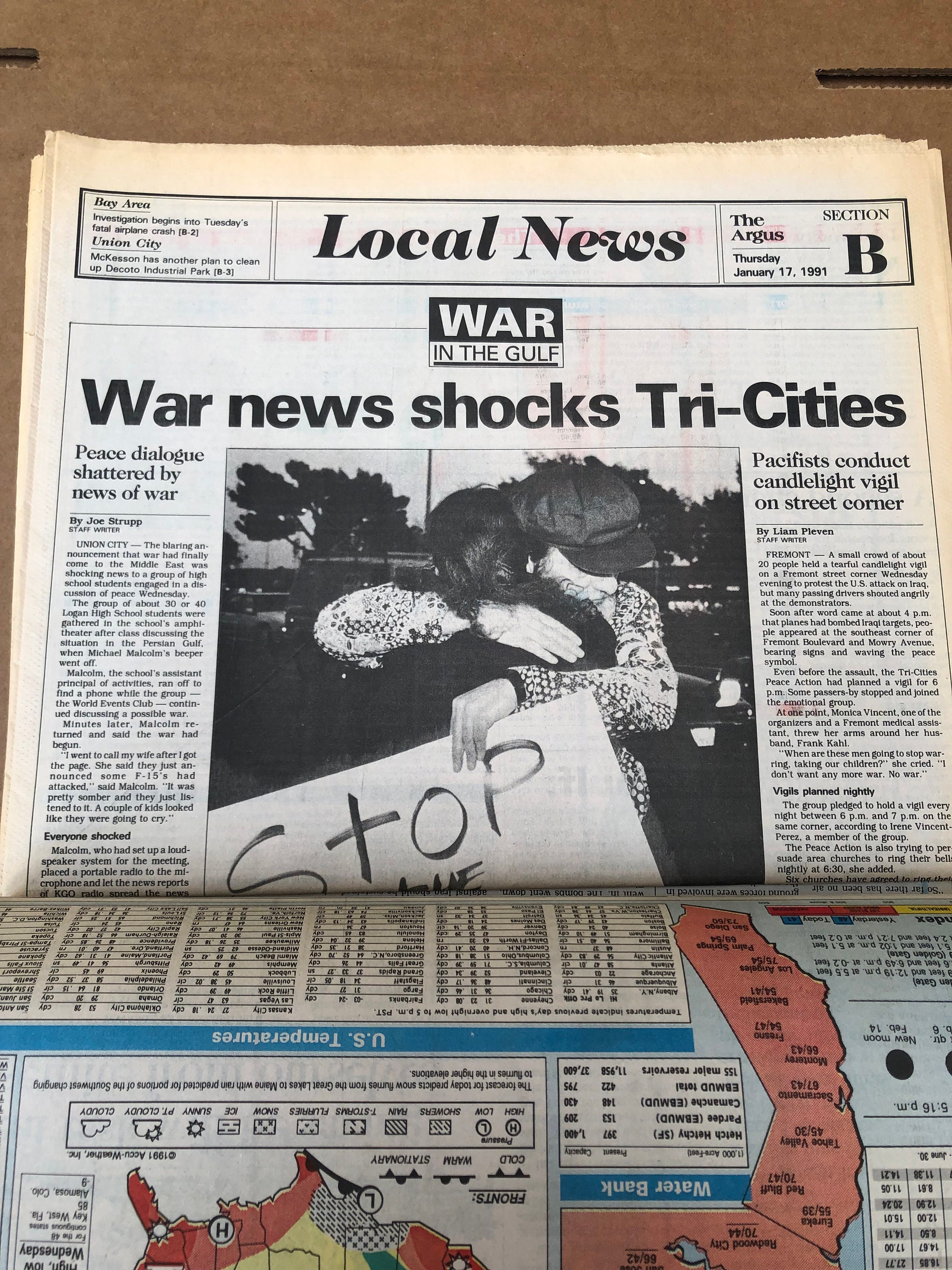 Vintage 1991 Gulf War Iraq Complete Newspaper SF Bay Area Old