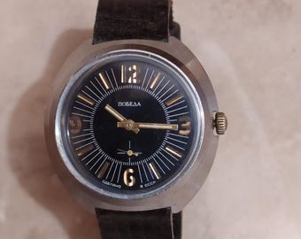 Montre Mécanique Ancienne Pobeda USSR 1980 - Carrée Argentée - Remontage Manuel - Vintage Pour Homme