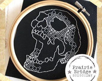 Screaming skull blackwork embroidery pattern | Instant digital download | Medical gift