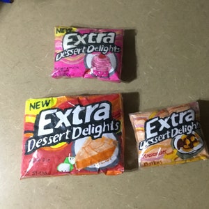 3 pack of dessert delight gum paper squishies