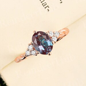 Classical oval cut lab alexandrite engagement ring rose gold cluster moissanite ring round cut twist diamond ring anniversary promise ring