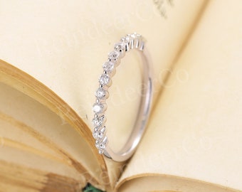 Diamant gerader Ehering Moissanit, 14k Weißgoldring, Halb Eternity Stacking Matching Versprechen, Vintage Jahrestag Ehering