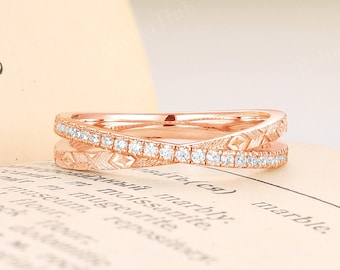 Anillo único de moissanita en oro de 14 quilates con diseño cruzado, delicado anillo de moissanita, anillo apilable para mujer, regalo de joyería para ella.