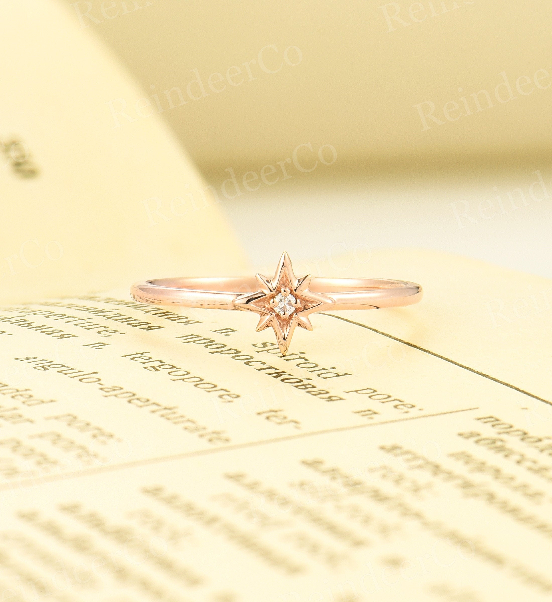 Round cut engagement ring|moissanite solitair ring|minimalist rose gold ring|stackableb star ring|vintage dainty anniversary  ring