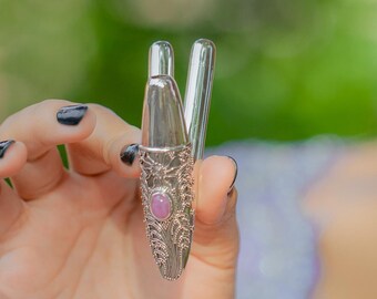 Exclusive Pure Silver Double Nostril Kuripe with Balinese Ornamentation and Ruby.  Authentic Dewata Studio's Crafting Technology.