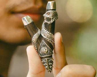 Exclusive Snake Kuripe Handcrafted with Pure Silver, Dark Wood & Garnet