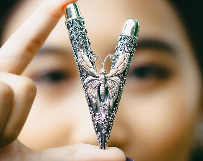 Diamond Butterfly Kuripe 99,9% High Purity Silver. Authentic Dewata Studio's Crafting Technology.