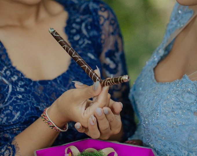 Exclusive Small Tamarin Silver Line Tepi Pipe, The Best Quality Balinese Sterling Silver Rapé Applicator, Free Traditional Handcrafted Box