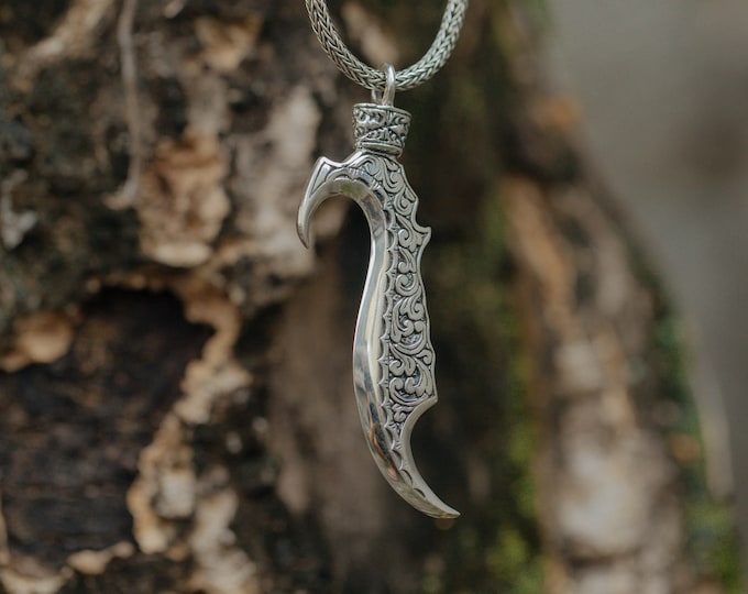 Handcrafted Balinese Sterling Silver Knife Pendant, Ukiran Carved Necklace, Seselet-Inspired Pendant, Unisex Silver Jewelry