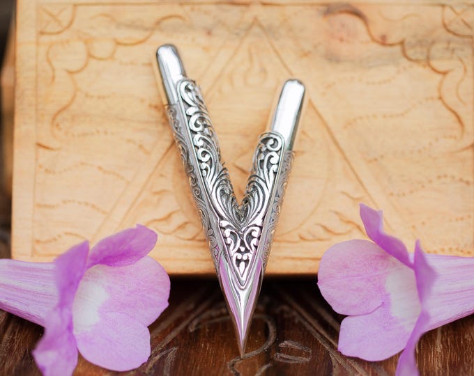 Silver Kuripe Pipe – Collectible Piece with Balinese Ornament, Combination of 99% Pure Silver and Sterling Silver