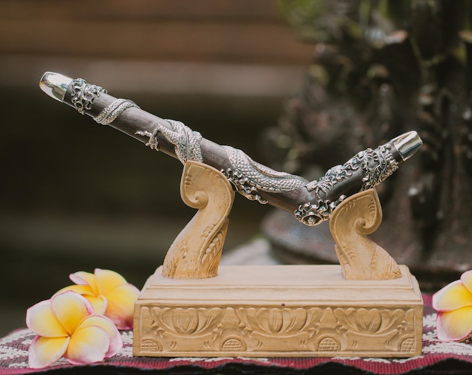 Handcrafted Tepi Pipe – 99% Pure Silver Dragon with Ruby Eye | Traditional Tatahan Technique | Dewata Studio