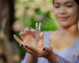 Balinese Pattern Double Nostril Sterling Silver Kuripe. High Quality Pipe Tamarin Rapé Applicator. Silver kuripe Ruby Gemstone. free Box