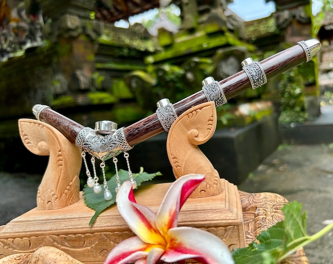 Premium Kuripe & Tepi Pipe Set with Amethyst and Pearl – 99 Silver, Collectible Handcrafted Balinese Design in Traditional Box