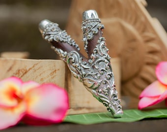 Pure Silver Bee Kuripe: Balinese Tamarind Wood Applicator